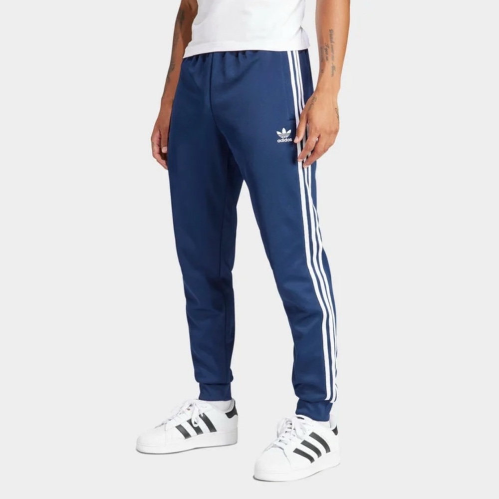 ADIDAS ORIGINALS ADICOLOR CLASSICS SST
TRACK PANTS WITH WHITE LOGO XL YOUTH